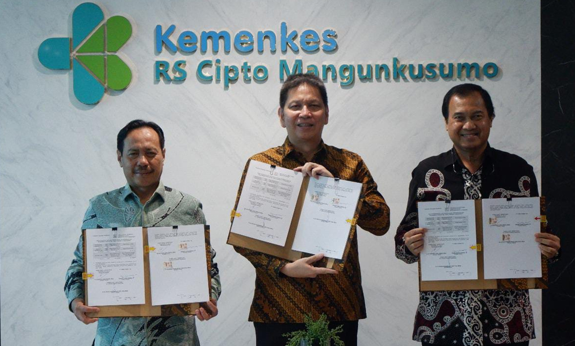 Kimia Farma Bersama RSCM Perluas Pelayanan Terapi Stem Cell